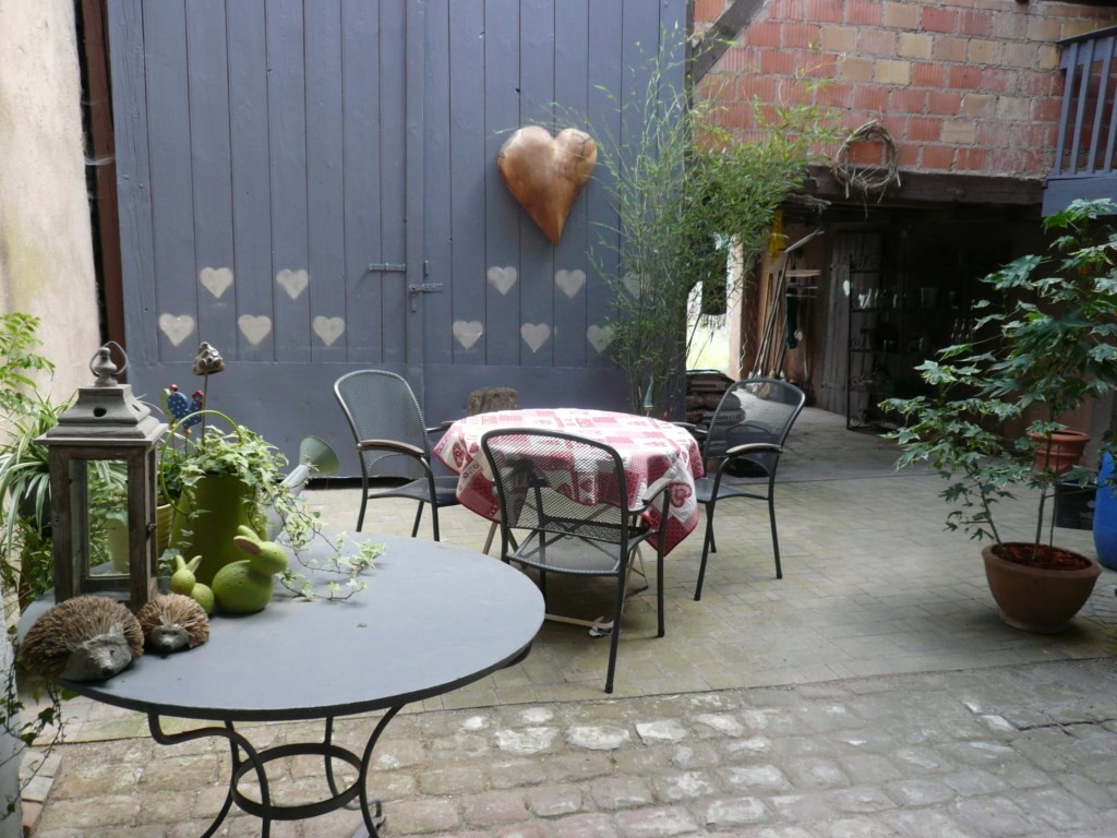 90-Une_histoire_de_coeur_-_Cour_1